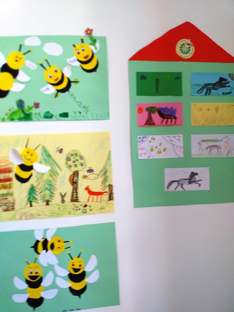 20. 5. 2021 – Učenci podaljšanega bivanja podružnične šole v Studenem obeležili mednarodni dan čebel